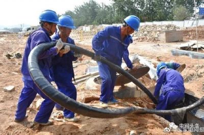 供電公司：檢查供電線路、農(nóng)網(wǎng)改造、現(xiàn)場敷設(shè)電纜