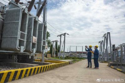110千伏潘屯變電站進(jìn)行測(cè)溫特巡，準(zhǔn)確掌握高溫天氣下設(shè)備“健康”狀況