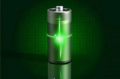 充滿電的筆記本電腦一直插著電源，會弄壞電池嗎？