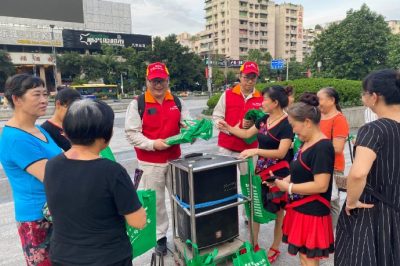 國網(wǎng)重慶綦南供電公司開展“防疫有我，愛衛(wèi)同行”志愿服務(wù)活動(dòng)