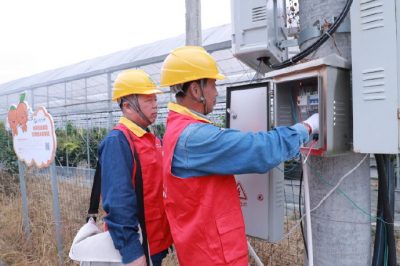 宣傳電力設(shè)施保護，講解安全用電知識