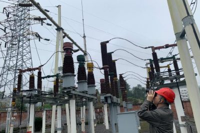 在隆川南北線施工期間對(duì)涉及到的線路、變電站開展巡視