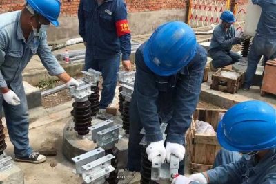 110kV黃良變進(jìn)行電容器安裝及二次電纜接線(xiàn)工作